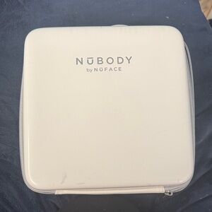 Nubody White Travel Case